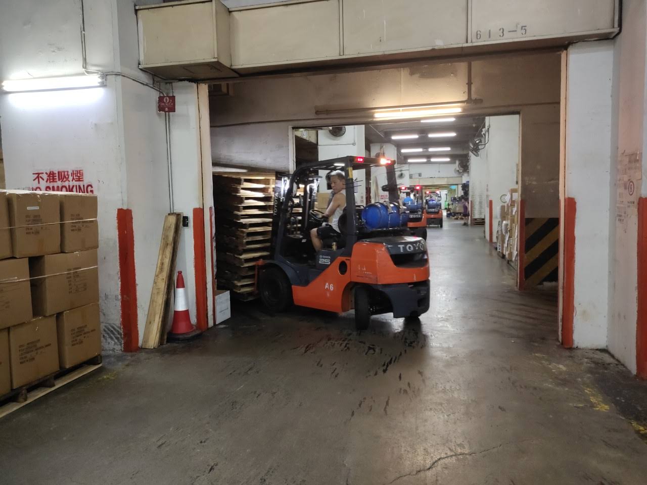 工人操作照片 4